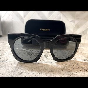 COACH SUNGLASSES